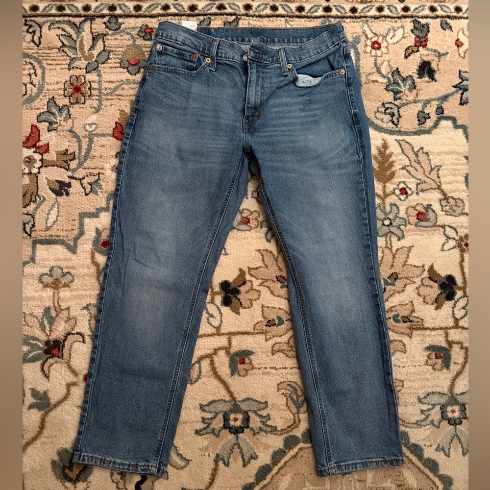 Levi's 542 Blue Jeans Mens.

Size 32 x 30